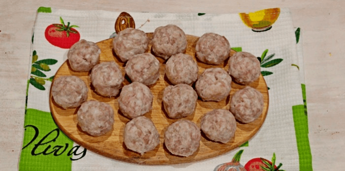 Intutuse boiled meatball